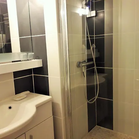 Jardin 308 Avec Terrasse Et Parking Daire *