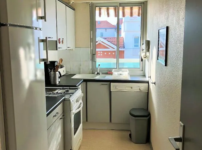 Jardin 308 Avec Terrasse Et Parking Lejlighed