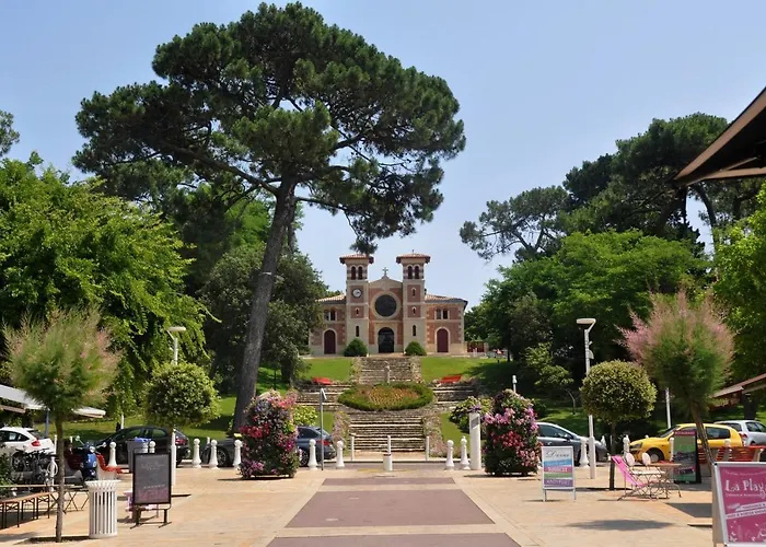 Jardin 308 Avec Terrasse Et Parking *